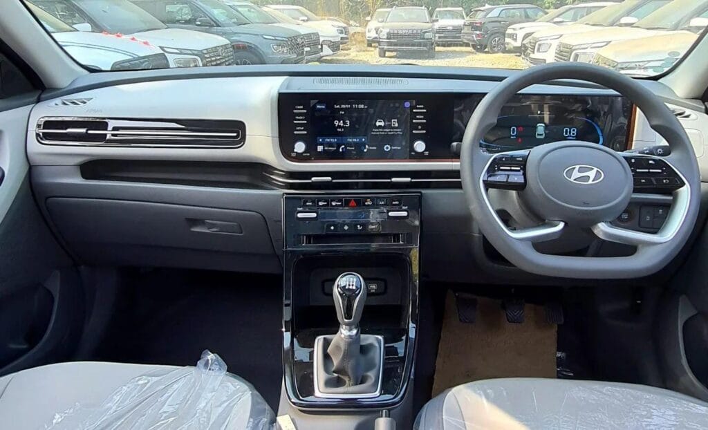 नई Hyundai Creta Facelift एक नए अवतार में बाजार में, गजब के फीचर्स और सुरक्षा के साथ देगी दस्तक 2 नई Hyundai Creta Facelift एक नए अवतार में बाजार में, गजब के फीचर्स और सुरक्षा के साथ देगी दस्तक