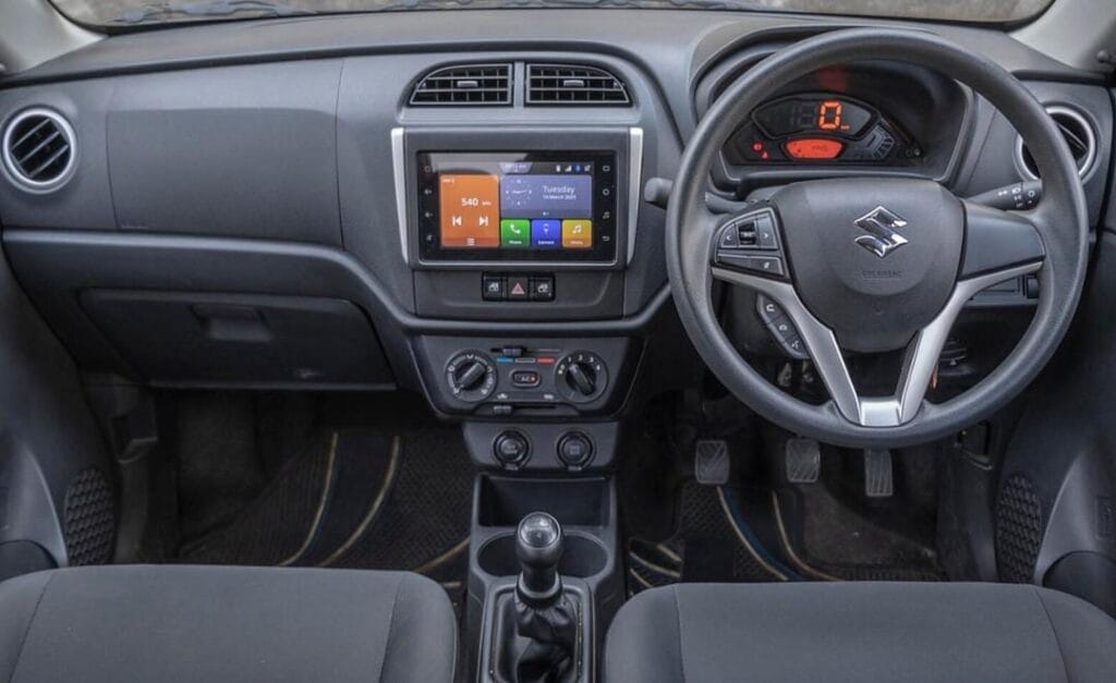 खुशियों की बौछार Maruti Suzuki Alto K10 पर पाएं 54,000 रुपये की छूट, जल्दी करें 2 खुशियों की बौछार Maruti Suzuki Alto K10 पर पाएं 54,000 रुपये की छूट, जल्दी करें