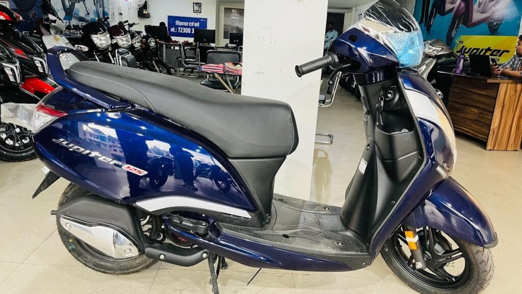 TVS की इस बाइक ने Hero और Honda की दुनिया में मचाया धमाल, देखें कीमत 2 TVS Jupiter