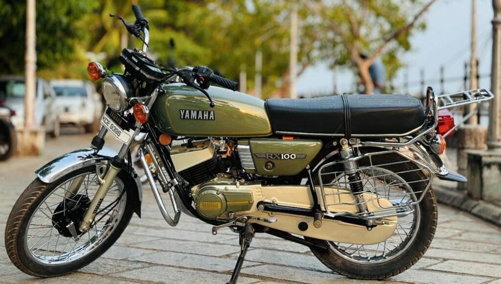 Yamaha RX100 जानिए बड़ी ताकत और खतरनाक फीचर्स के साथ कब लॉन्च होगी 2 Yamaha RX100