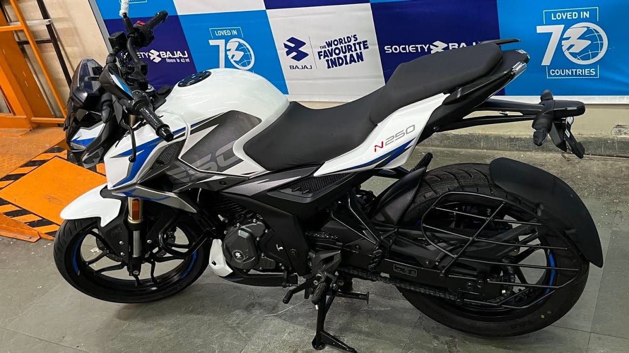Bajaj Pulsar N250