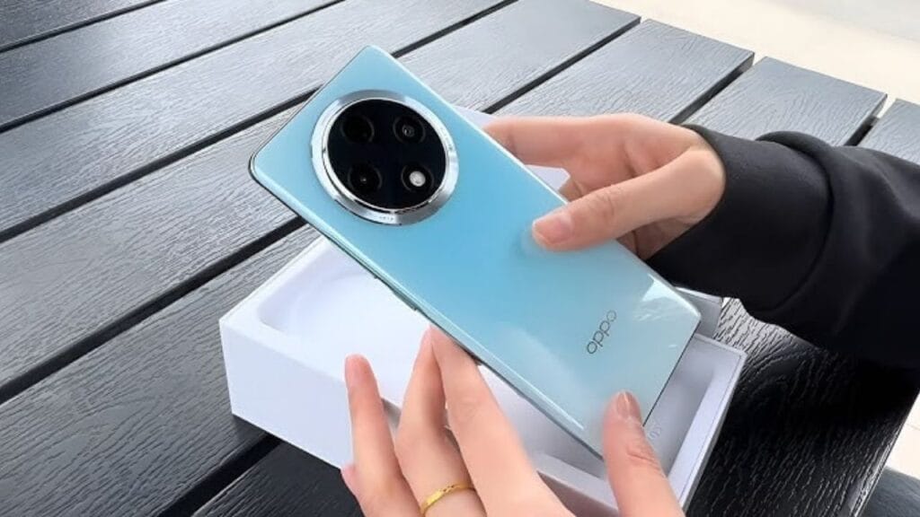 VIVO Is The Best Smartphone: New Vivo Phone With 700MP Camera And 230W Charger 1 Vivo V70 Ultra
