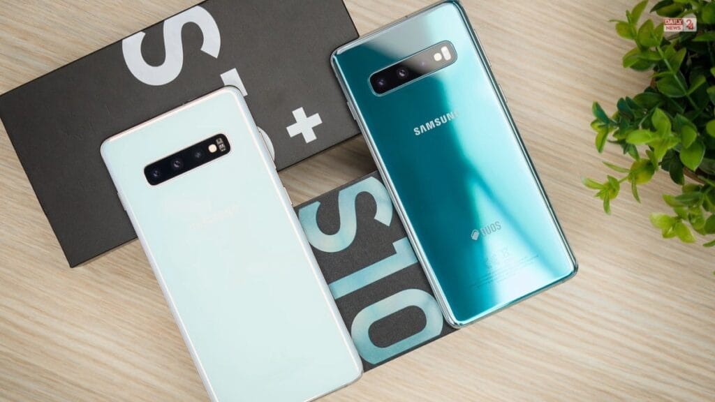 The King of India Came to The Rescue with The iPhone 6, Samsung's New Smartphone with a Ring Camera 1 Samsung S10